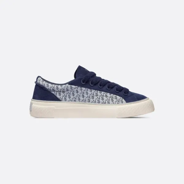 "B33" Spin Sneaker