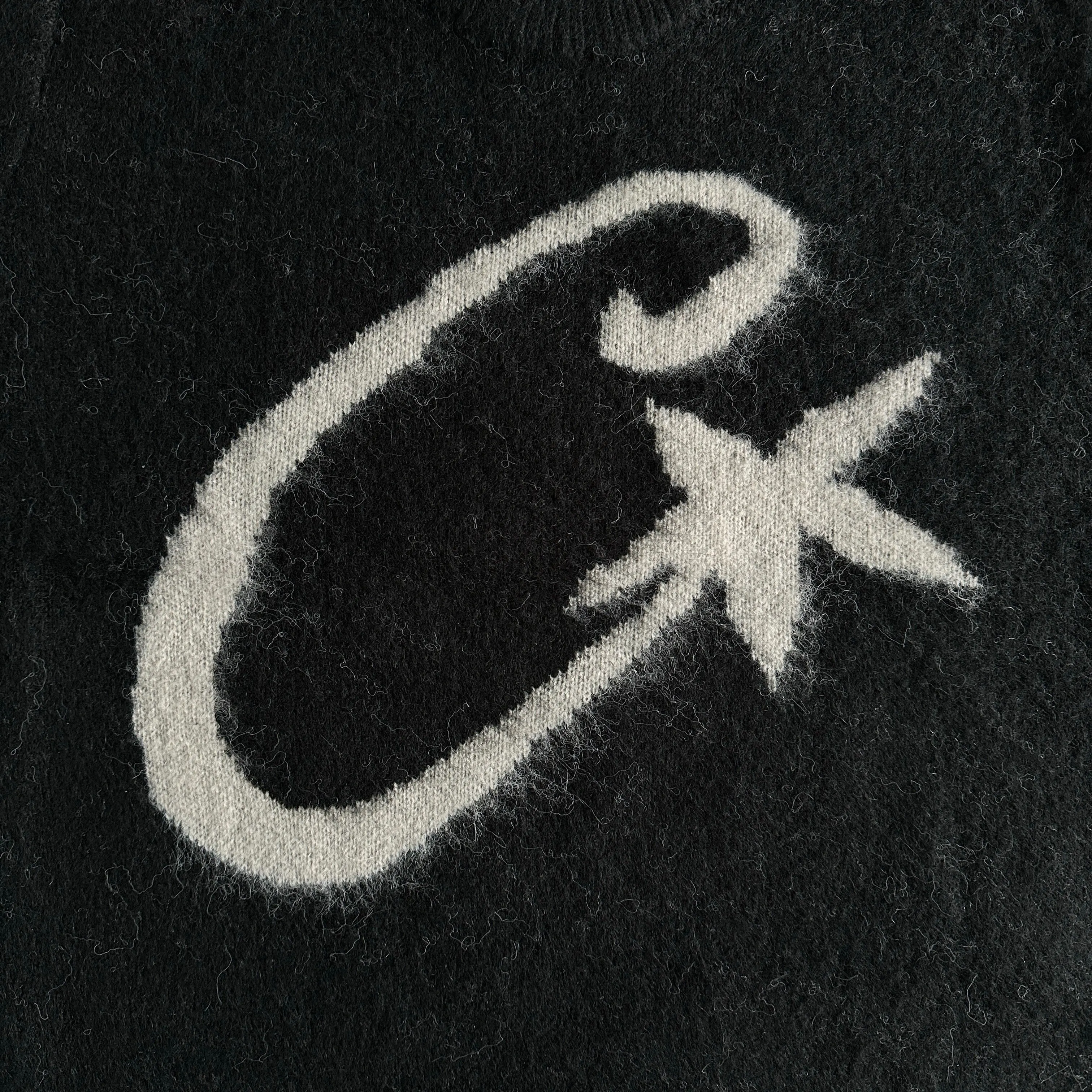 "CRTZ" Mohair Black