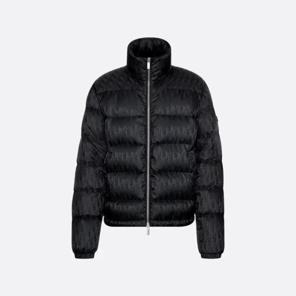 "D" Oblique Puffer Schwarz
