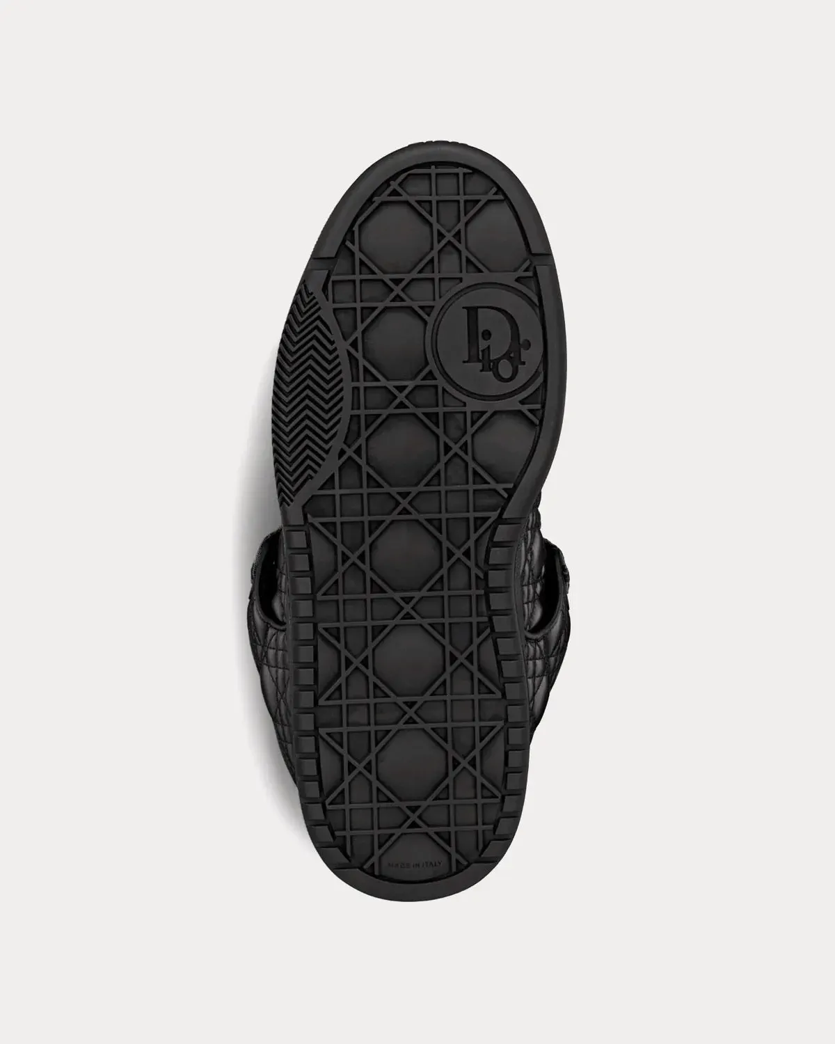 "B9" Sneaker