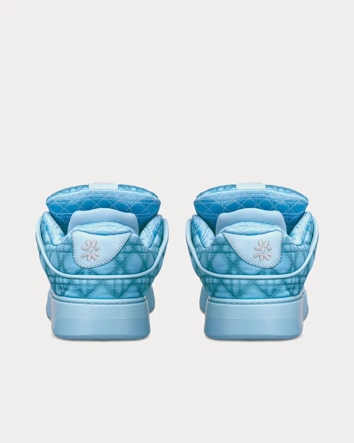"B9" Sneaker