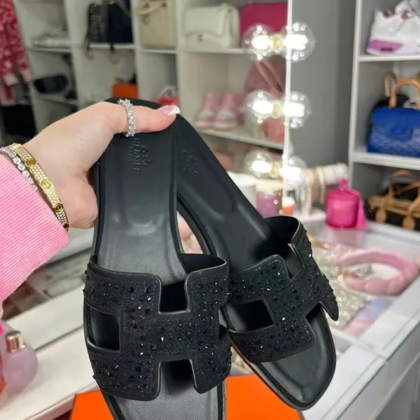 it girl black diamonds sandals