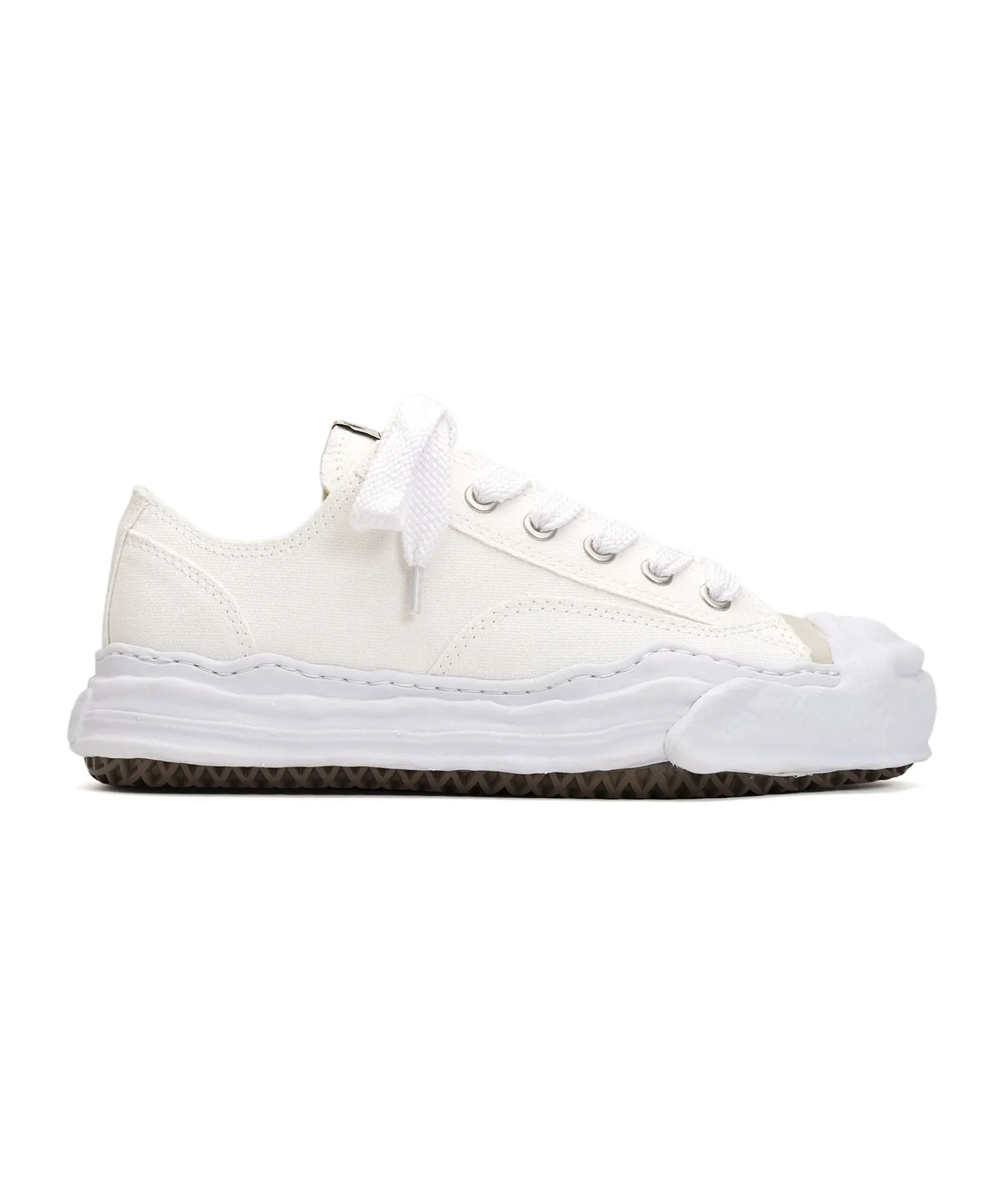 "AESON" - LOW TOP