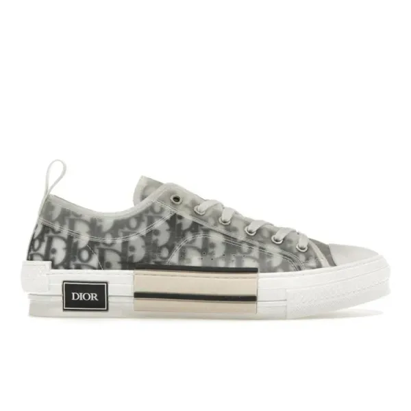 "B23" Low Sneaker
